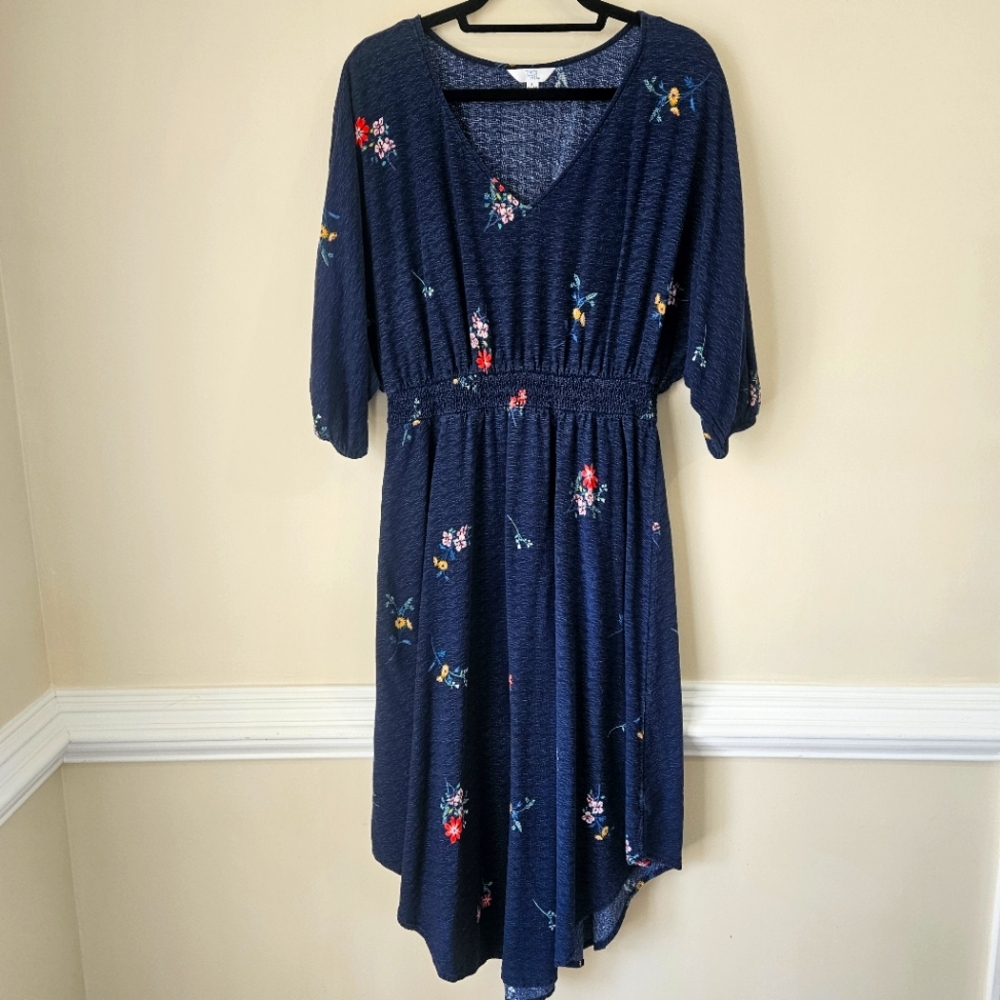 Time and Tru blue floral midi dress
